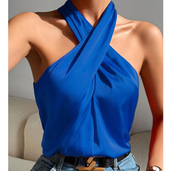 Luxe Satin Halter Tank Top - Picture 5 of 7